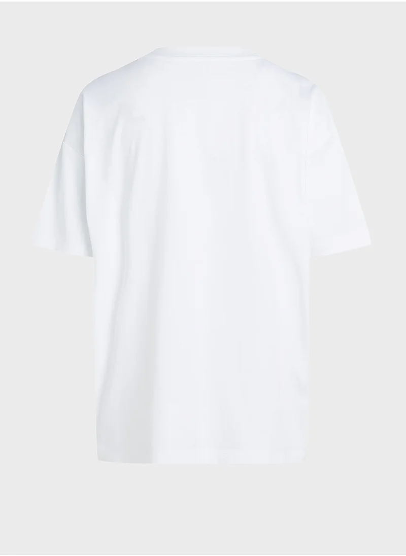 Calvin Klein Jeans Textured Monologo Boyfriend Tee