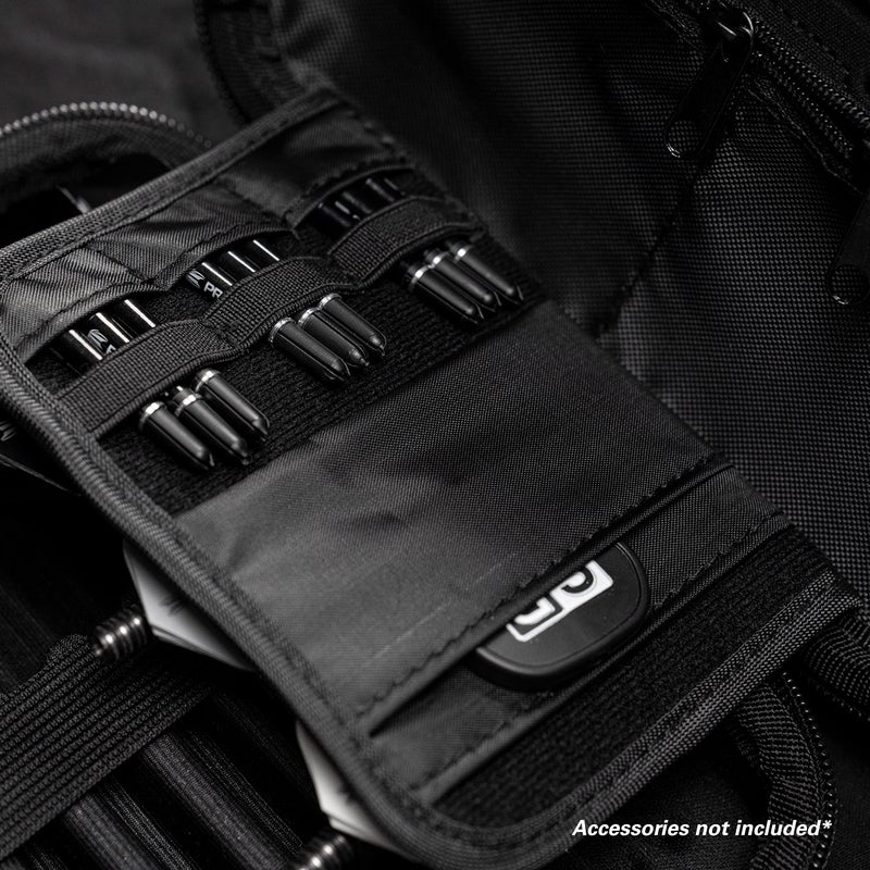 Target محفظة سهام تاكوم XL من تارجت، زرقاء - علبة سهام تحمل 6 سهام، حافظة سهام EVA واقية مع جيوب داخلية بسحاب مزدوج - ملحقات سهام احترافية - Image 5