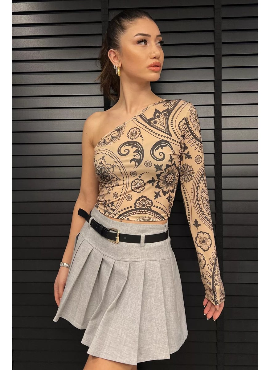 Gülseli Women's Croptop Blouse with Rose Pattern and Single Sleeve Detail  - Image 3