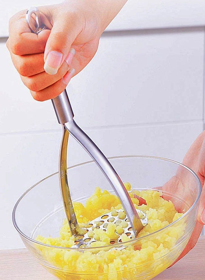HAWAWA Potato Masher Stainless Steel,Heavy Duty Masher Kitchen Tool for Bean, Vegetable, Fruits, Avocado and More, Dishwasher Safe.  - Image 4