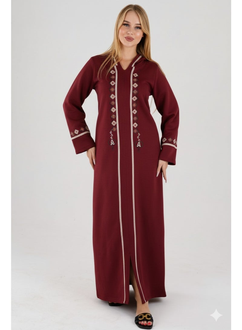 زيكوتكس  عباية شتوية نسائية بقلنسوة من خامة الميلتون الفاخرة - تصميم مطرز بأكمام طويلة - لون عنابي - Image 1