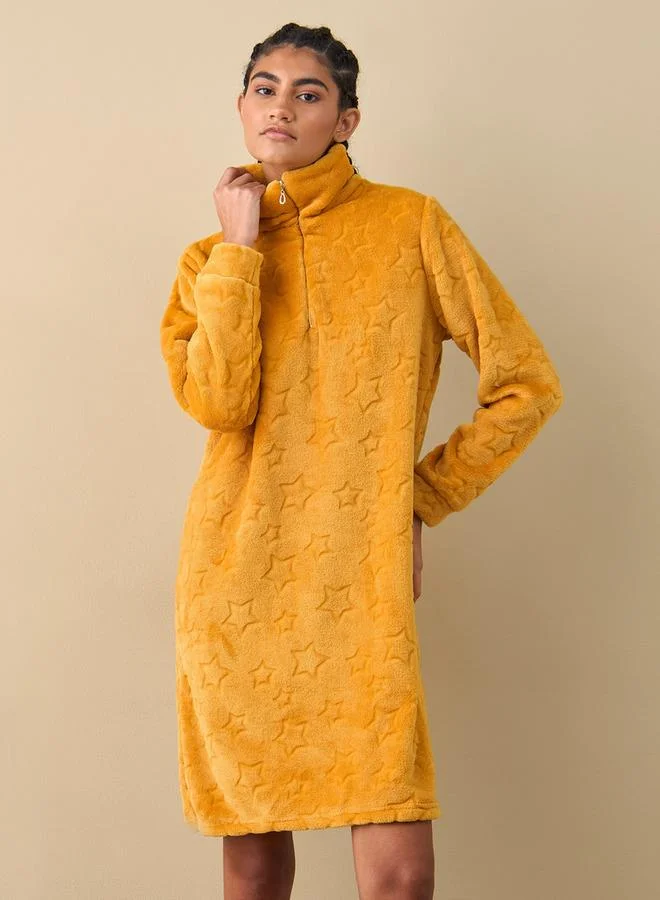 Splash FAV Textured Long Sleeves Sleepshirt with Half Zip Closure