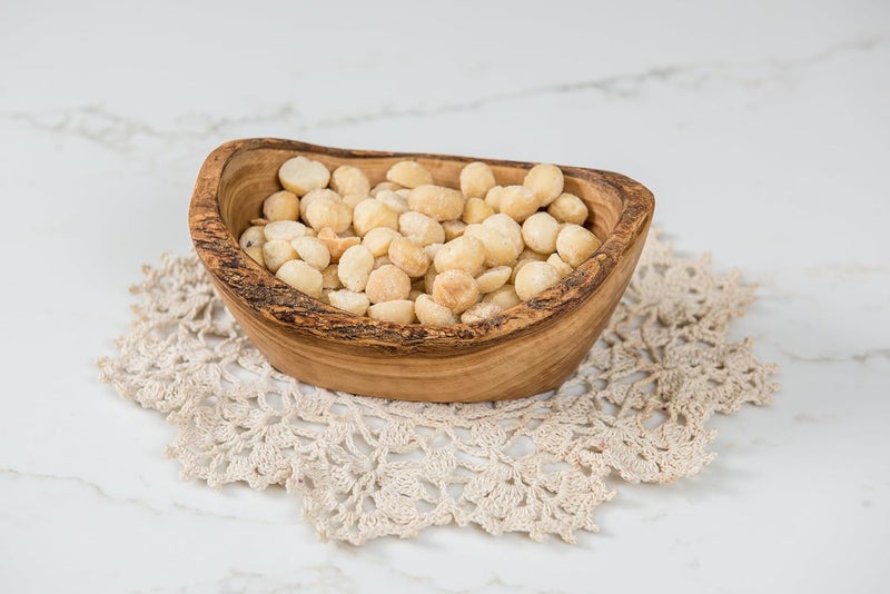 Lipper International وعاء فواكه بيضاوي من خشب الزيتون من ليبر الدولية - Image 5