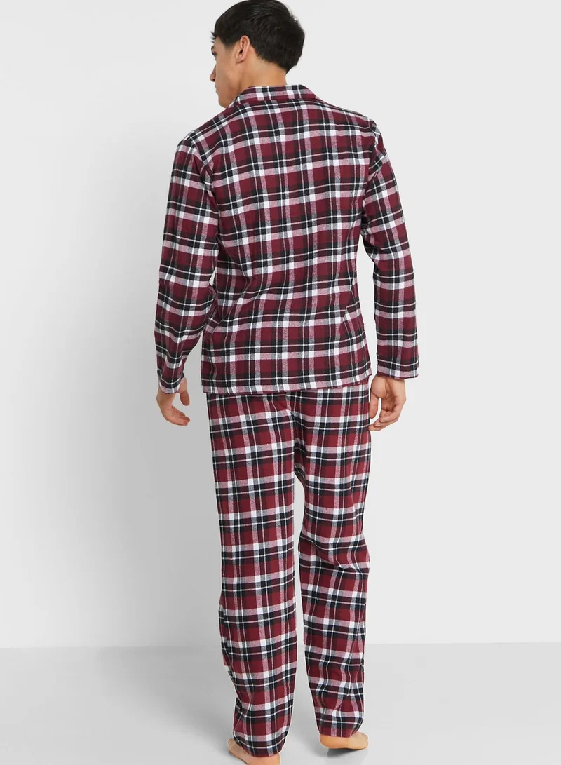 Seventy Five Pyjama Set