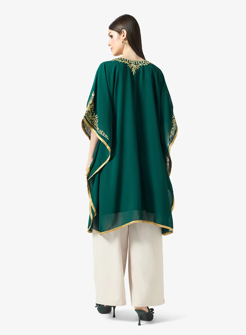 ارابيان كلوزيت Gold Embroidered V-Neckline Kaftan