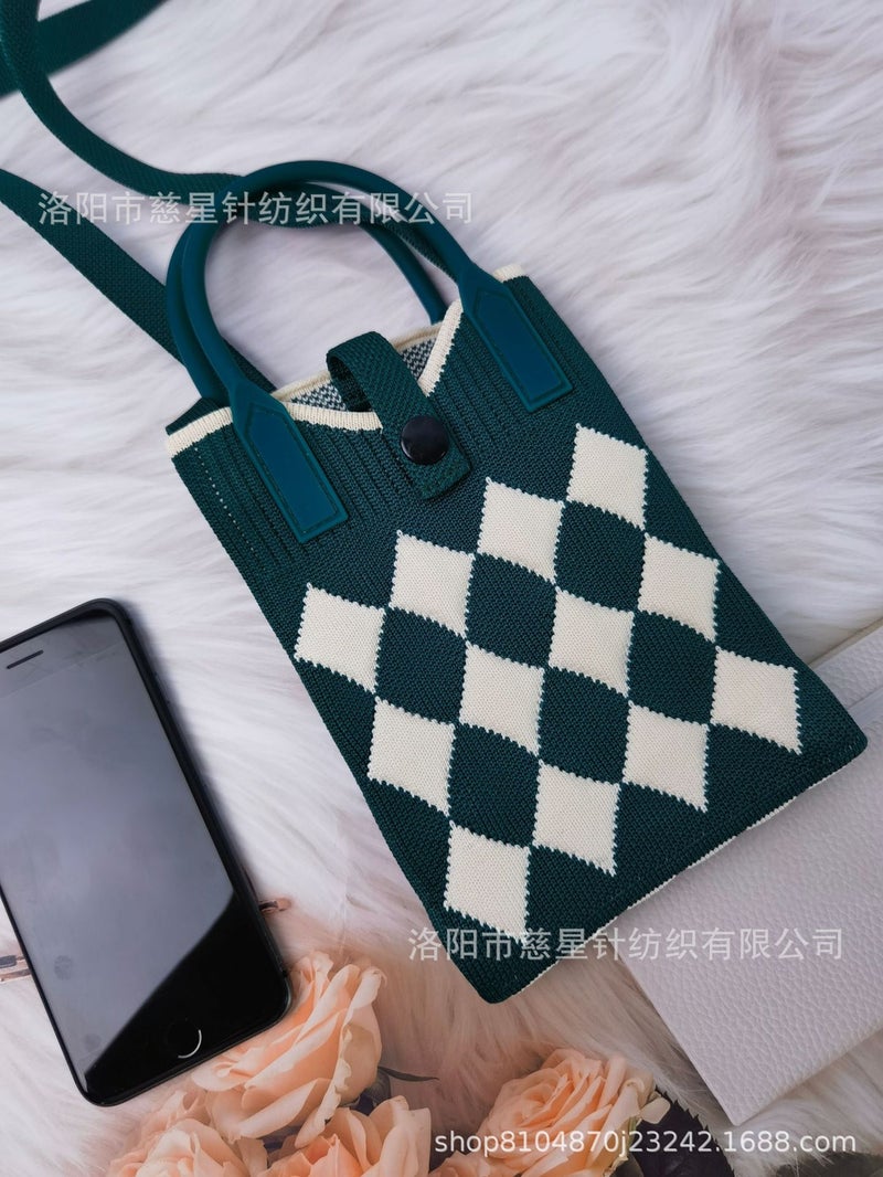 2025 Autumn New Style Girl'S Heart-Shaped Handbag For Carrying Mobile Phones, Knitted Crossbody Bag, Portable Textured Small Handbag - Image 1