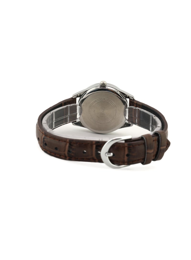 Casio Women's Watch - LTP-V005L-7B3UDF White Dial, Brown Band - Image 2