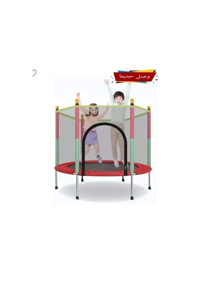 High-capacity indoor and outdoor trampoline with a safety net for fun and safe time.  - Image 1