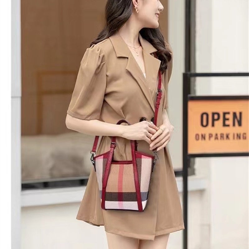New Korean Style Women'S Bag Large Capacity Bag Plaid Bucket Canvas Women'S Hand Shoulder Bag Tote Bag - Image 4