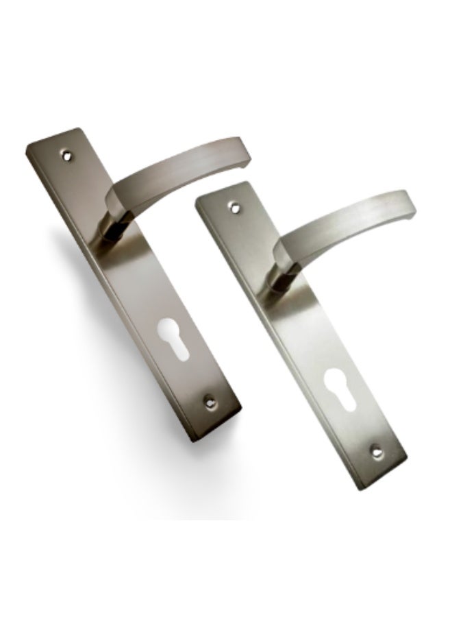 طقم أكرة مقبض باب غرفة  مكون من قطعتين بلون فضي بفتحة سلندر