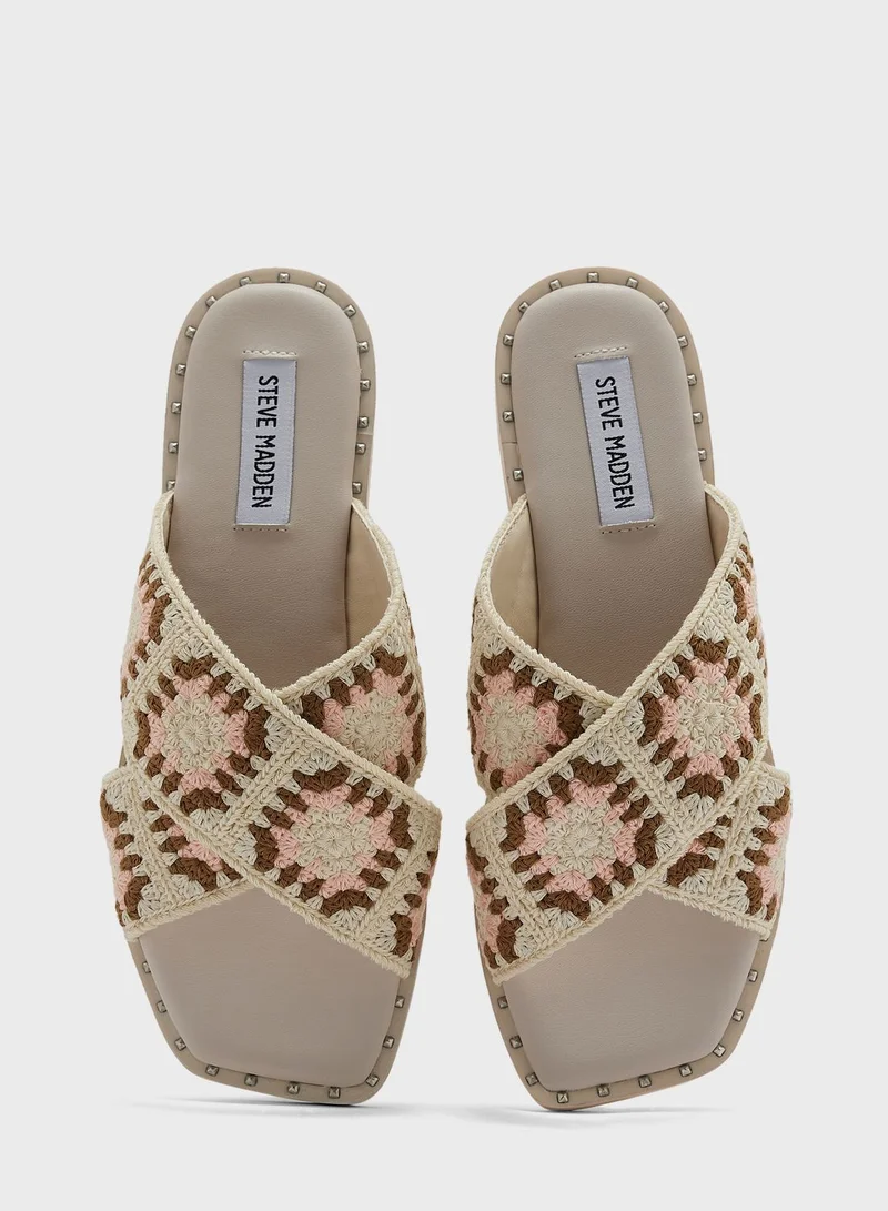 STEVE MADDEN Cross Strap Flat Sandals