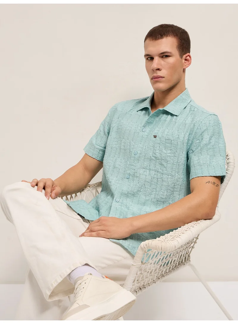 THE BEAR HOUSE Men’s Classic Short Sleeve Casual Shirt – Lightweight, Breathable, and Designed for a Smart Yet Easygoing Look All Day Long