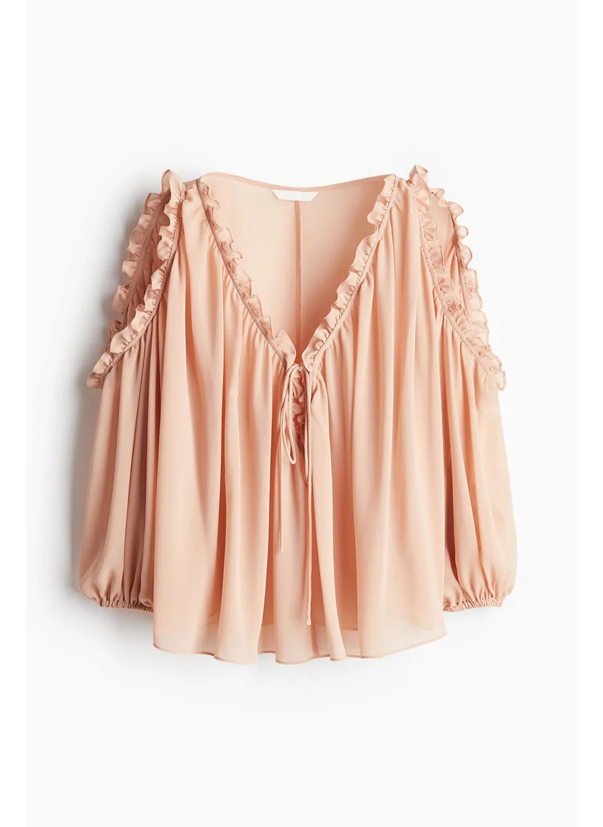 H&M Cold-Shoulder Chiffon Blouse