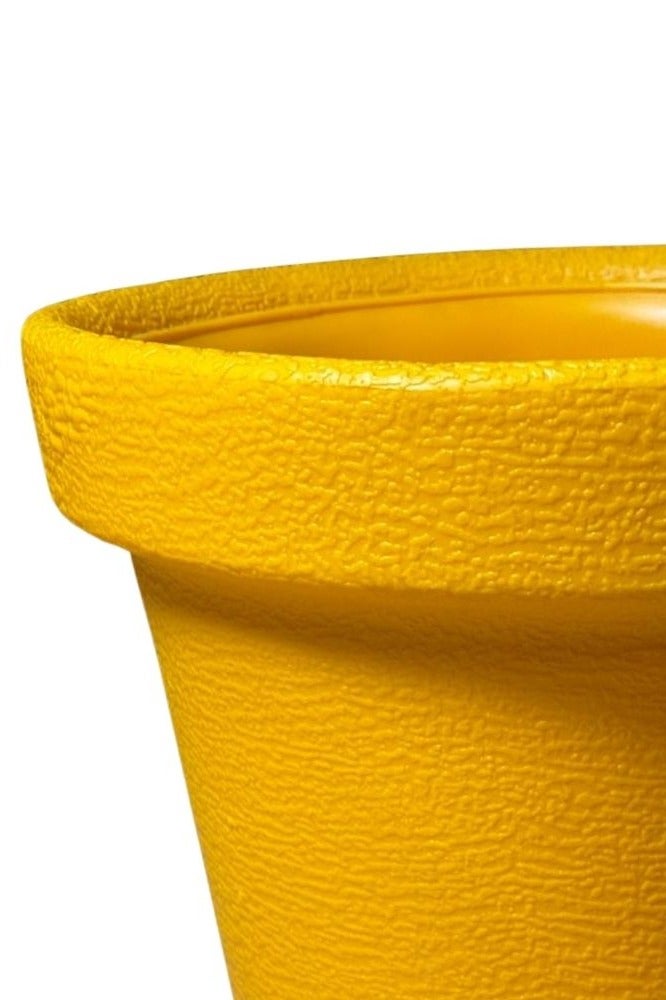 إس إن إتش وعاء زهور بلاستيكي متين - حاويات نباتات متعددة الاستخدامات للاستخدام الداخلي والخارجي، مثالي للاستخدام في البستنة والحضانة، مقاس صغير 16 بوصة - لون أصفر - Image 3