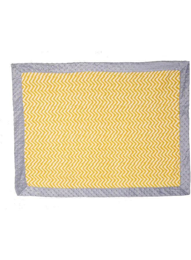 Bacati Bacati Ikat Zigzag Chevron with Border Plush Blanket, Yellow/Grey, 30" x 40"  - Image 3