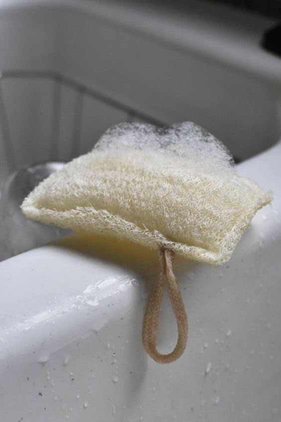 MARMORIS ECOM Natural Loofah Body Scrubber, Organic Eco-Friendly Sun Dried Bath Sponge, Gentle Exfoliating Loofah with Hanging Loop, Ideal for Women & Men, Ridge Gourd Fibre, Lightweight Cleansing Scrub (Rectangle- Pack of 1) - Image 3