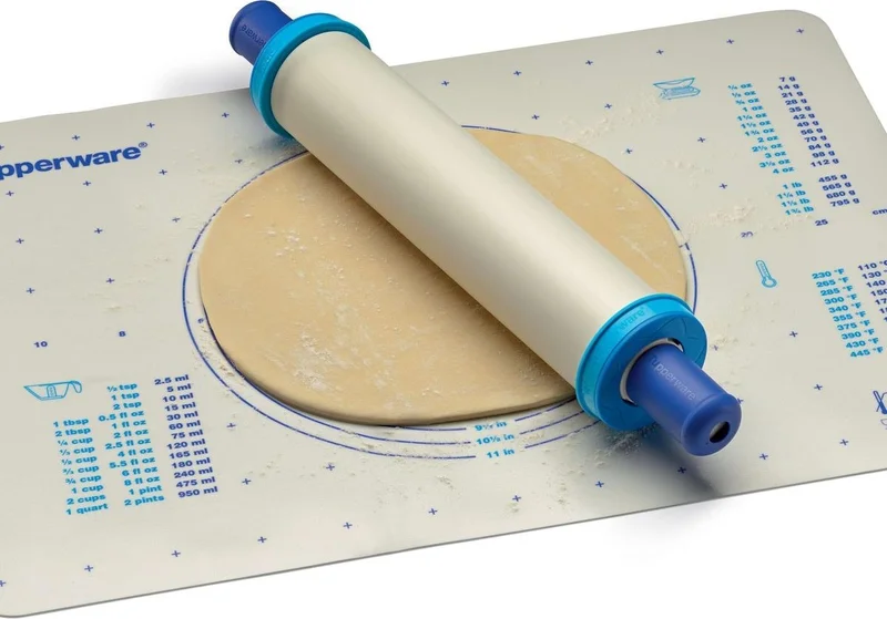 Tupperware Magic Rolling Pin Aqua Blue