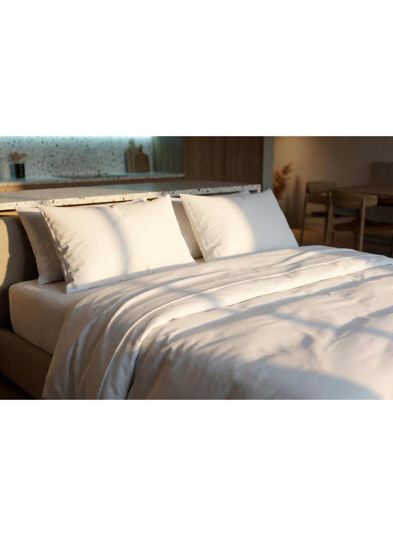 سيستا هوم طقم ملاءات سرير كوين فاخر من قماش تينسل من سيستا هوم، مكون من 4 قطع: ملاءة مسطحة 220×260 سم، غطاء لحاف بأزرار 220×240 سم، وغطاءان للوسائد 50×75 سم لتغطية كاملة. مصنوع من تينسل عضوي 100% بنسيج الأوكالبتوس، لون أبيض، 300 خيط. معتمد من OEKO-TEX/متوافق مع معايير المنتجات العضوية. - Image 4