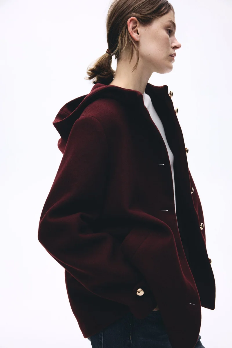 اتش اند ام معطف بقبعة