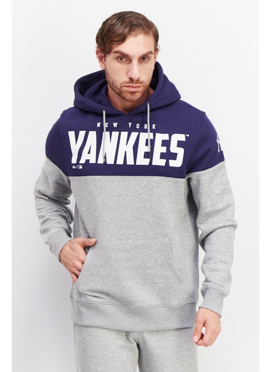 Fanatics - Men Sportswear Fit Long Sleeve New York Yankees Hoodie, Blue - Image 1