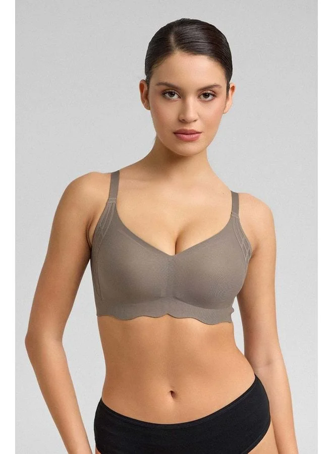 Aytuğ Ghost Vinyl Bra.