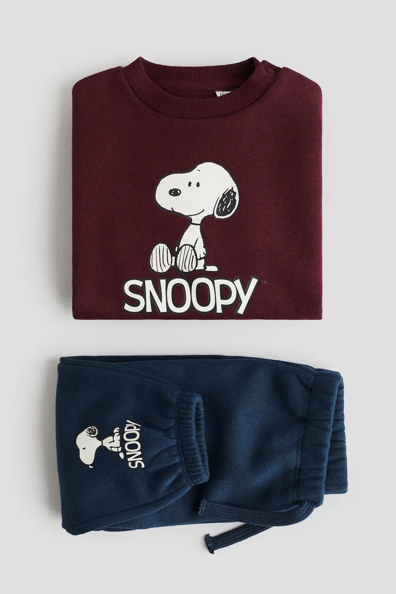 اتش اند ام طقم من نسيج سويت شيرت مزين بطبعة - عبوة من قطعتين