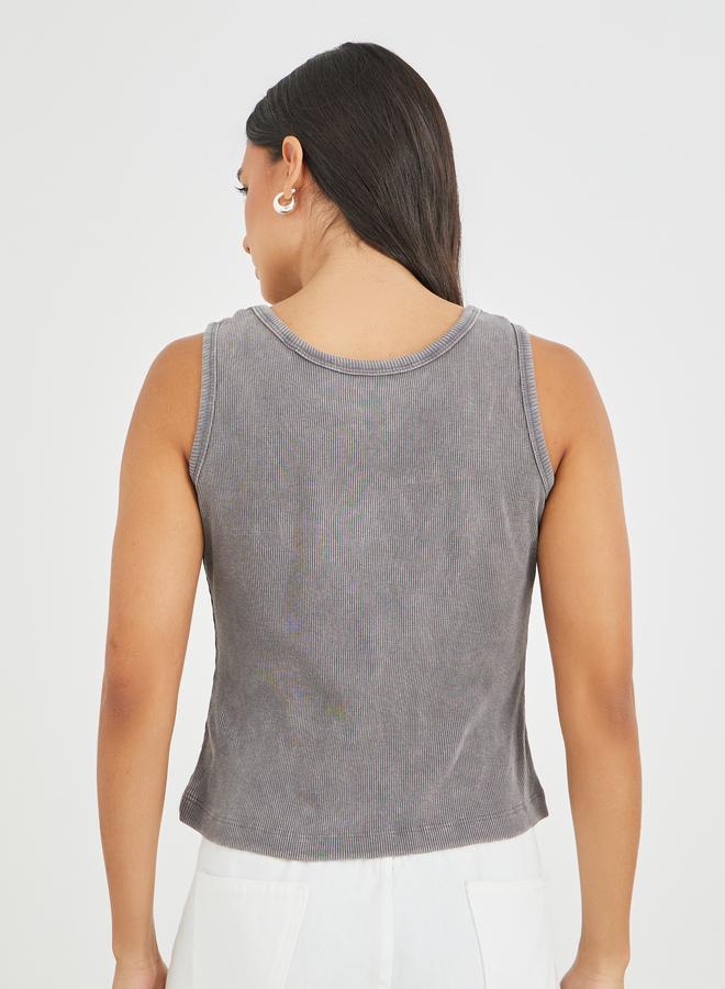 Styli Styli Ribbed Acid Washed Fitted Tank Top with Star Stud Detail  - Image 4