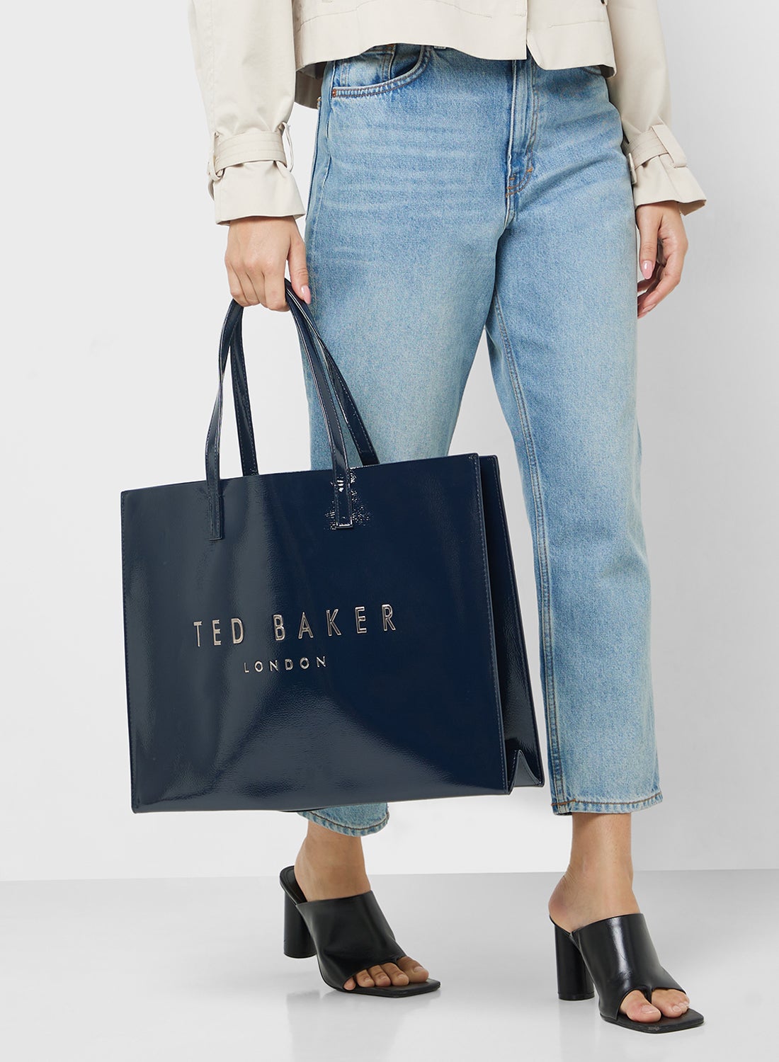 【TED BAKER】☆ クロッコン ラージトートバッグ☆ Next：日本 Ted Baker Croccon Croc Effect ラージアイコン