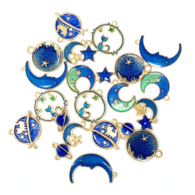 JIALEEY Assorted Gold Plated Enamel Cat Moon Star Celestial Charm Pendant DIY for Earrings Necklace Bracelet Jewelry Making and Crafting - Image 3