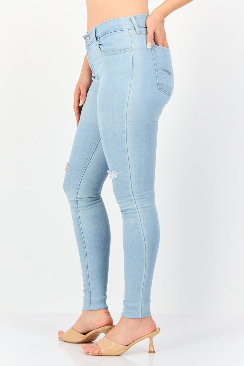 Levi's جينز نسائي ضيق جداً بخصر عالي ومغسول، أزرق - Image 2