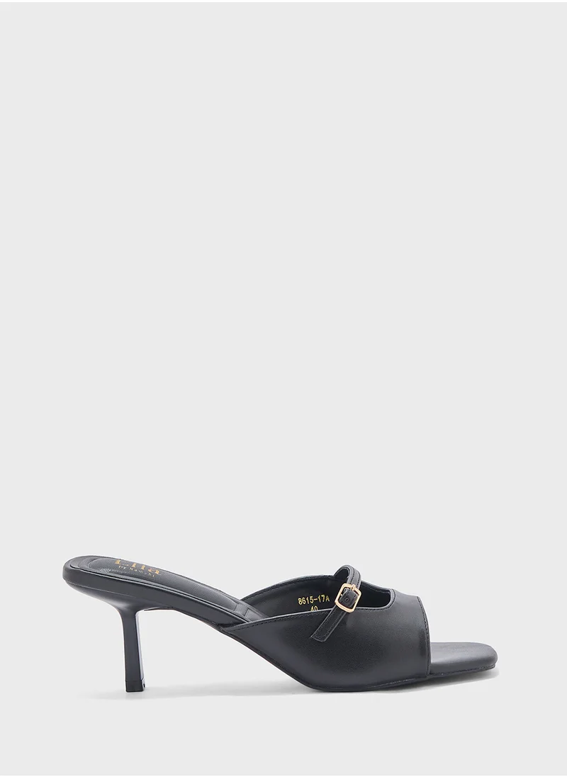 ايلا Buckle Detail Mule Sandal