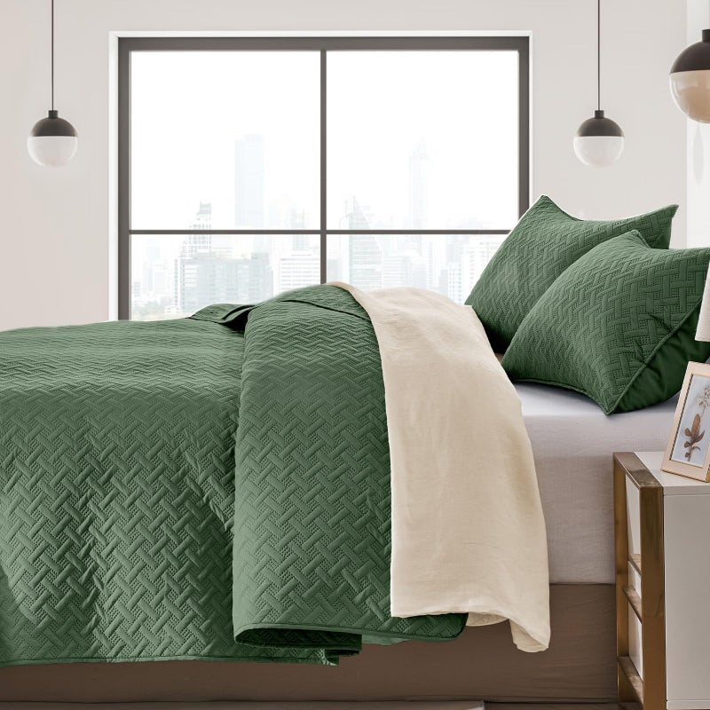 FLYMME Olive Green Twin Quilt Bedding Set Thin Lightweight Bedspreads Modern Style Geometric Weave Stripe Pattern Soft Microfiber Bed Coverlet for All Season (1 Quilt  1Sham) - Image 4