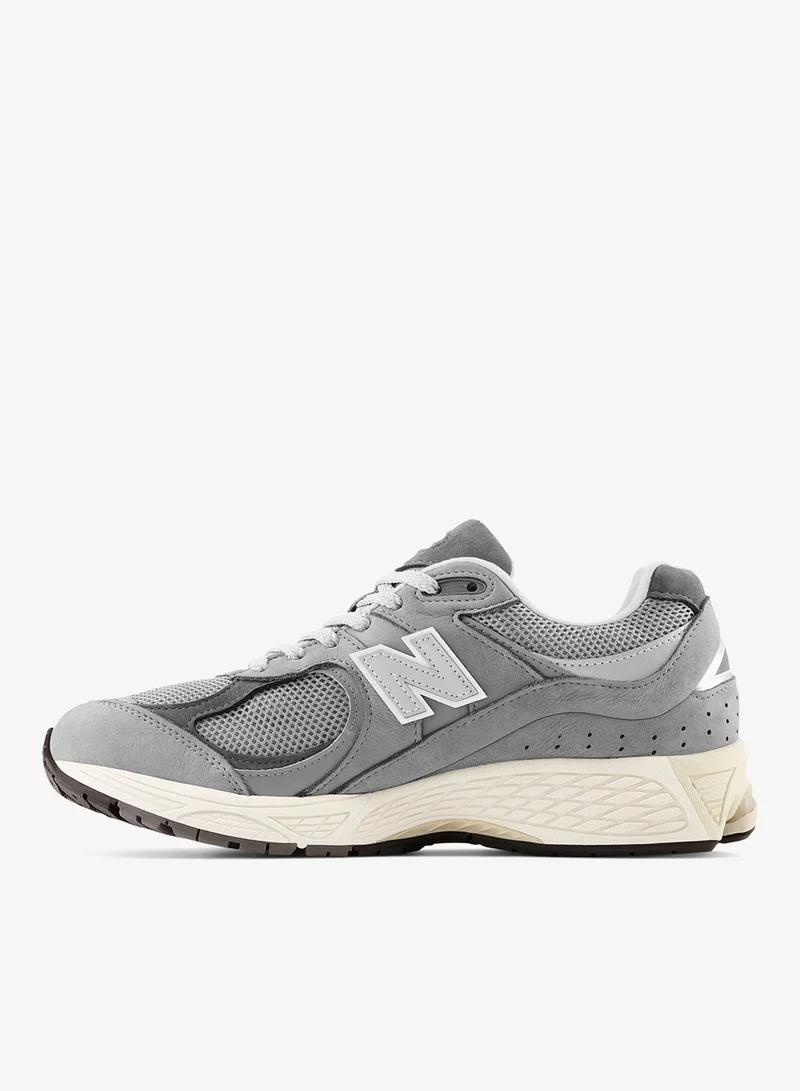 New Balance 2002 Sneakers