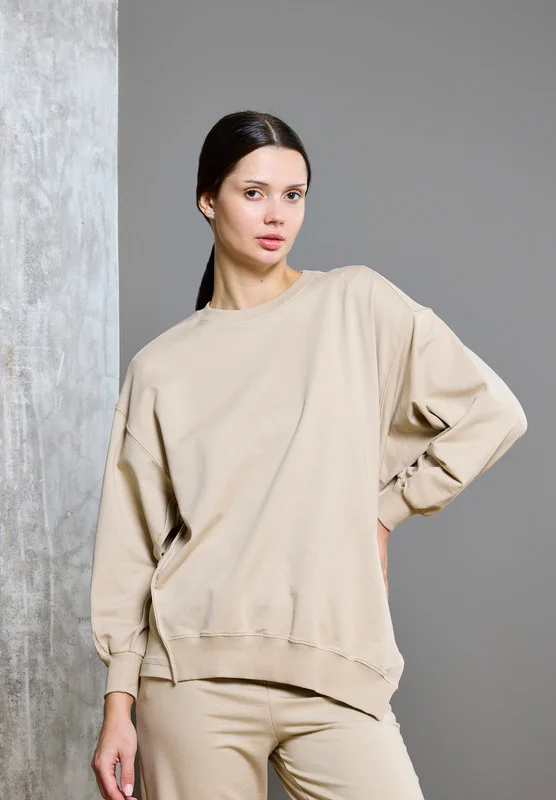 ذوق Asymmetric Hemline Extended Side Seam Sweatshirt