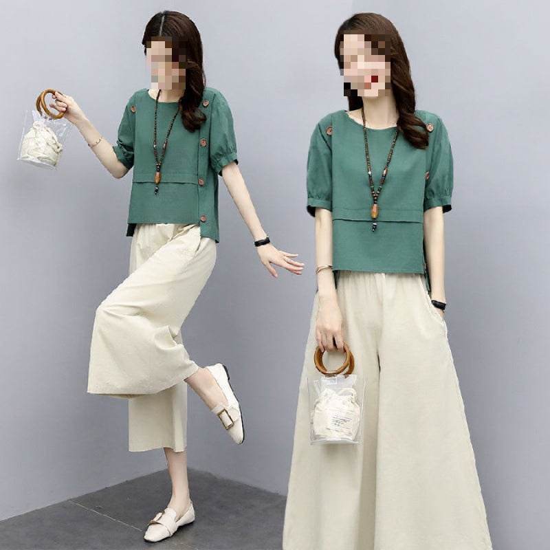 Loose Two-piece Short-sleeved Summer 2023 New Womens Fashionable Stylish Age-reducing Wide-leg Pants Set Loose Slimming Green top + beige pants 