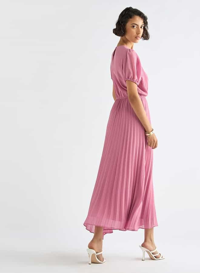 سبلاش فيڤ فستان بكسرات وياقة بفتحة عنق وأكمام منفوخة - Image 3