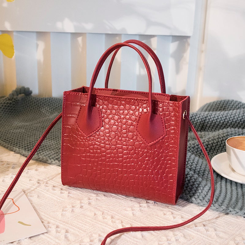 Fashion Crocodile Pattern Single Shoulder Crossbody Handbag For Women 2025 Versatile Niche Texture Trendy Small Square Bag - Image 1