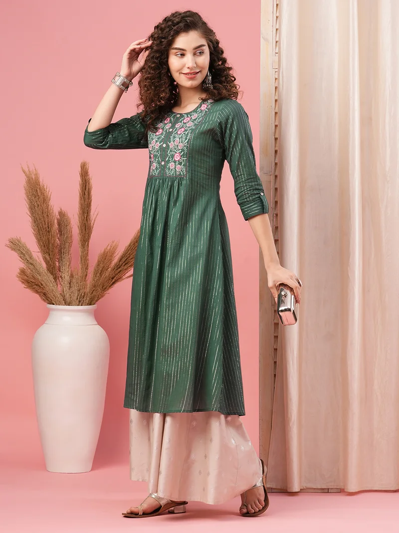 globus Women Green Floral Embroidered Roll Up Sleeves A-Line Kurta