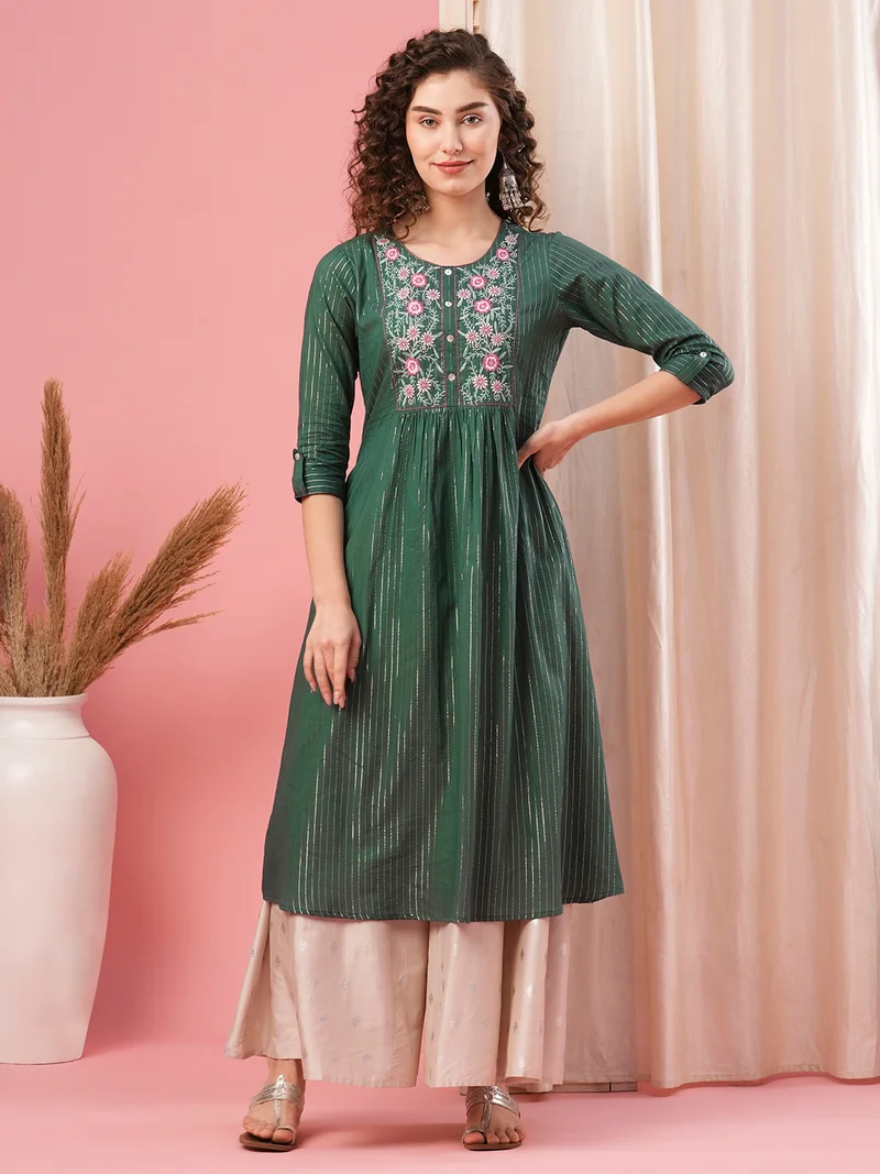 globus Women Green Floral Embroidered Roll Up Sleeves A-Line Kurta