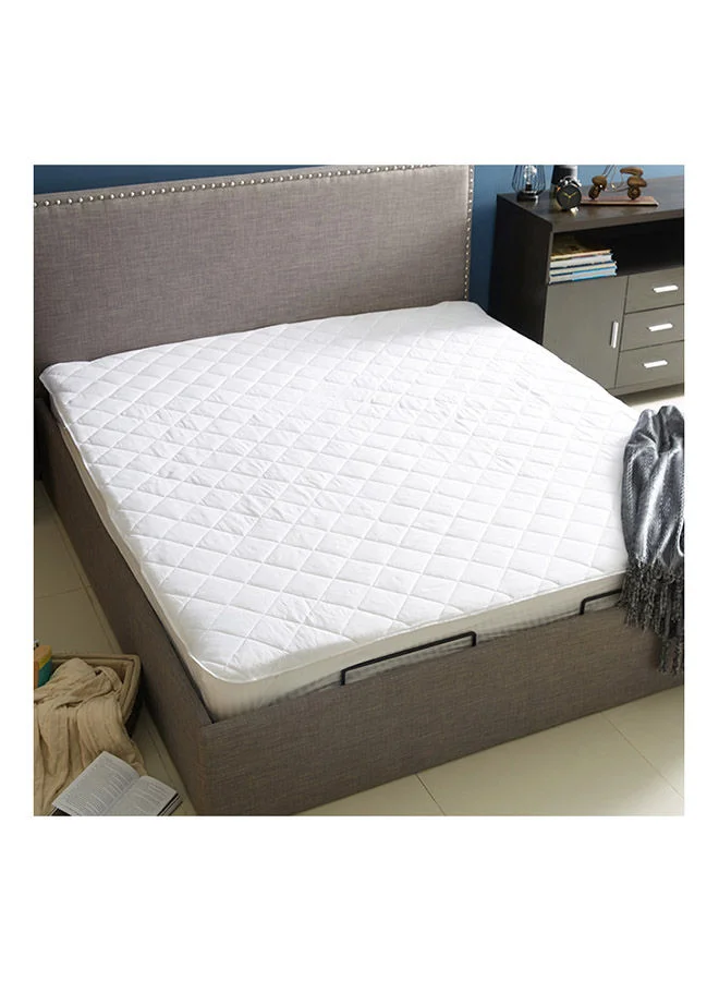 Home Box Hilton Microfiber King Mattress Protector