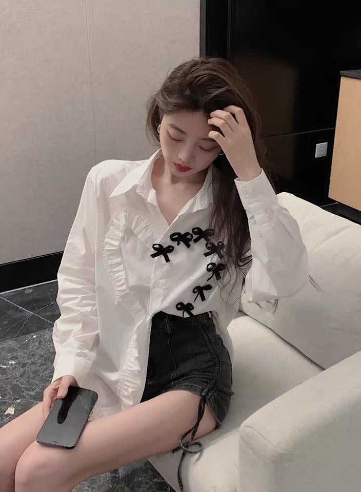 Women's long sleeved shirt top with pleated ribbon design and collar - Image 3