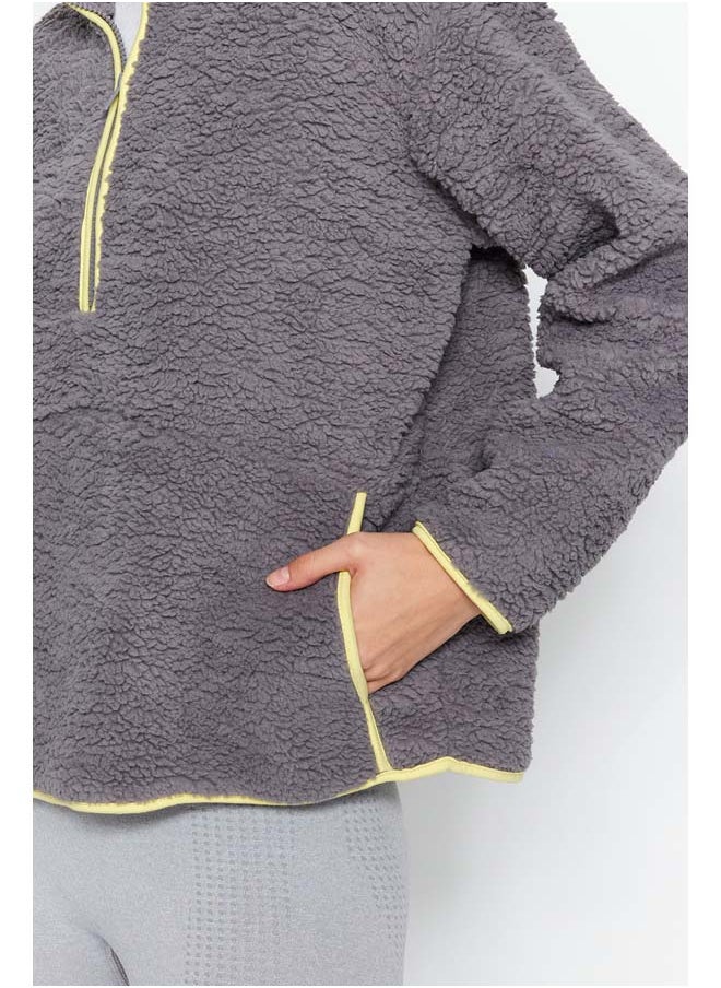 trendyol Gray Plush Knitted Sports Sweatshirt THMAW23SW00021  - Image 4