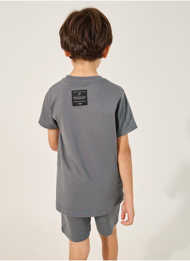 Styli Styli Badge Detail Short Sleeve T-Shirt and Shorts Co-Ords  - Image 5