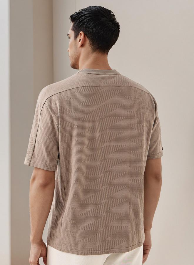 آكتف تيشيرت بياقة دائرية بنقش جاكار - Image 3