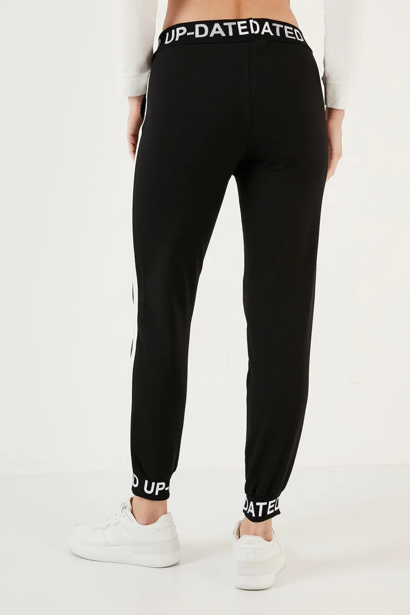 Lela Waist Tied Stripe Detailed Text Printed Pocket Sweatpants Women's Sweatpants 5862856