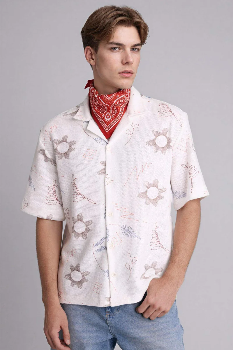 Defacto  Boxy Fit Printed Short Sleeves Shirt for Men | Best Price UAE