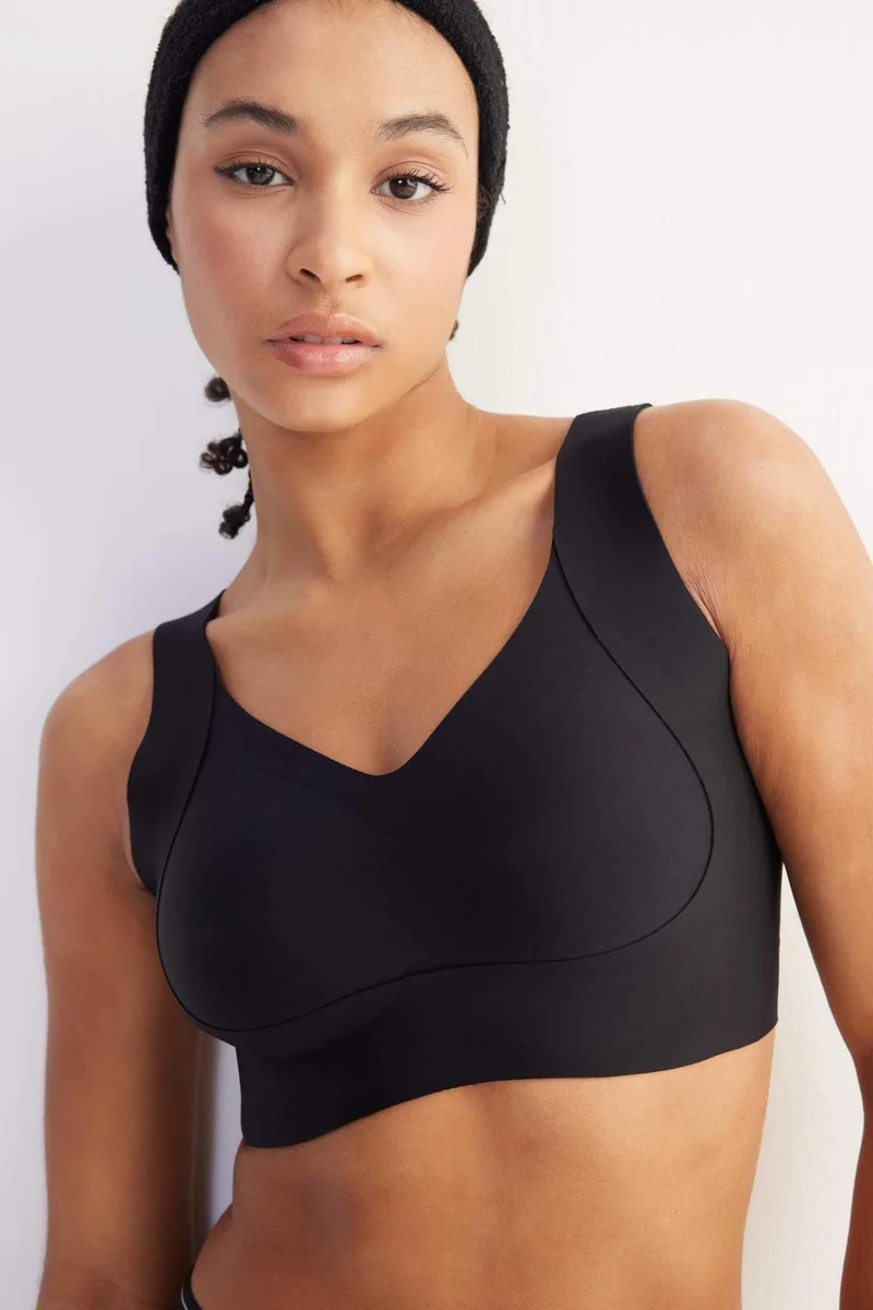 Defacto  DeFactoFit V Neck Heavy Fabric Sports Bra for Women | Best Price UAE