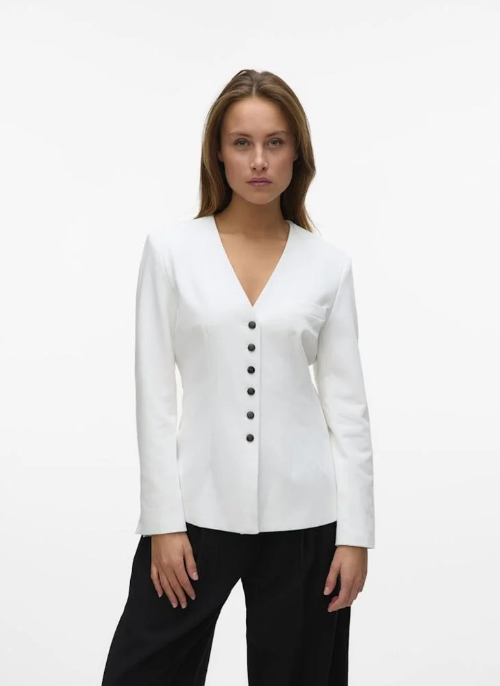 Button Detailed Spread Collar Blazer
