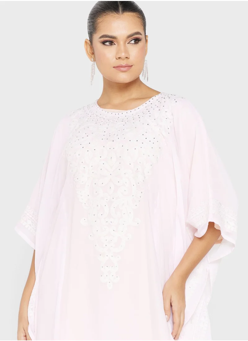 hayas closet Embroidered Batwing Sleeve Abaya