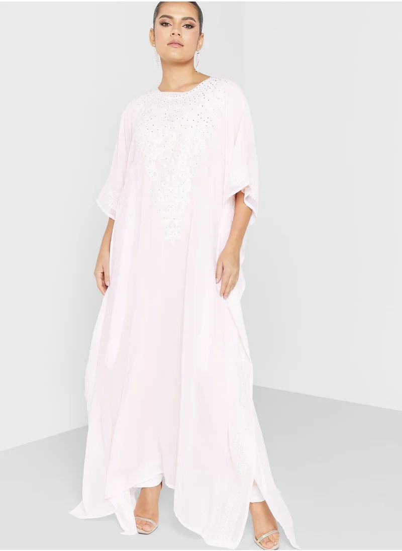 hayas closet Embroidered Batwing Sleeve Abaya